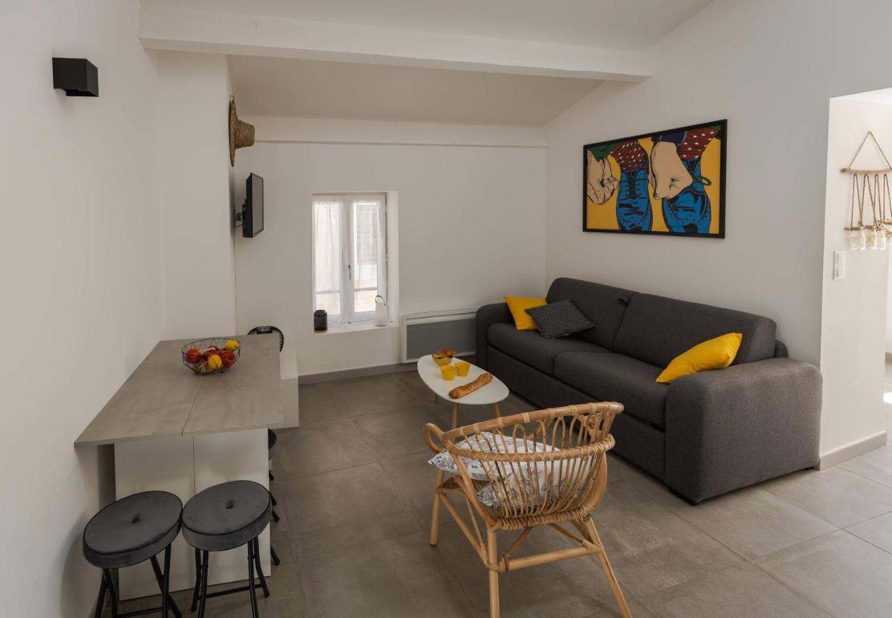 Appartement Terrasse climatisé calme en centre-ville LʼIsle-sur-la-Sorgue Extérieur photo