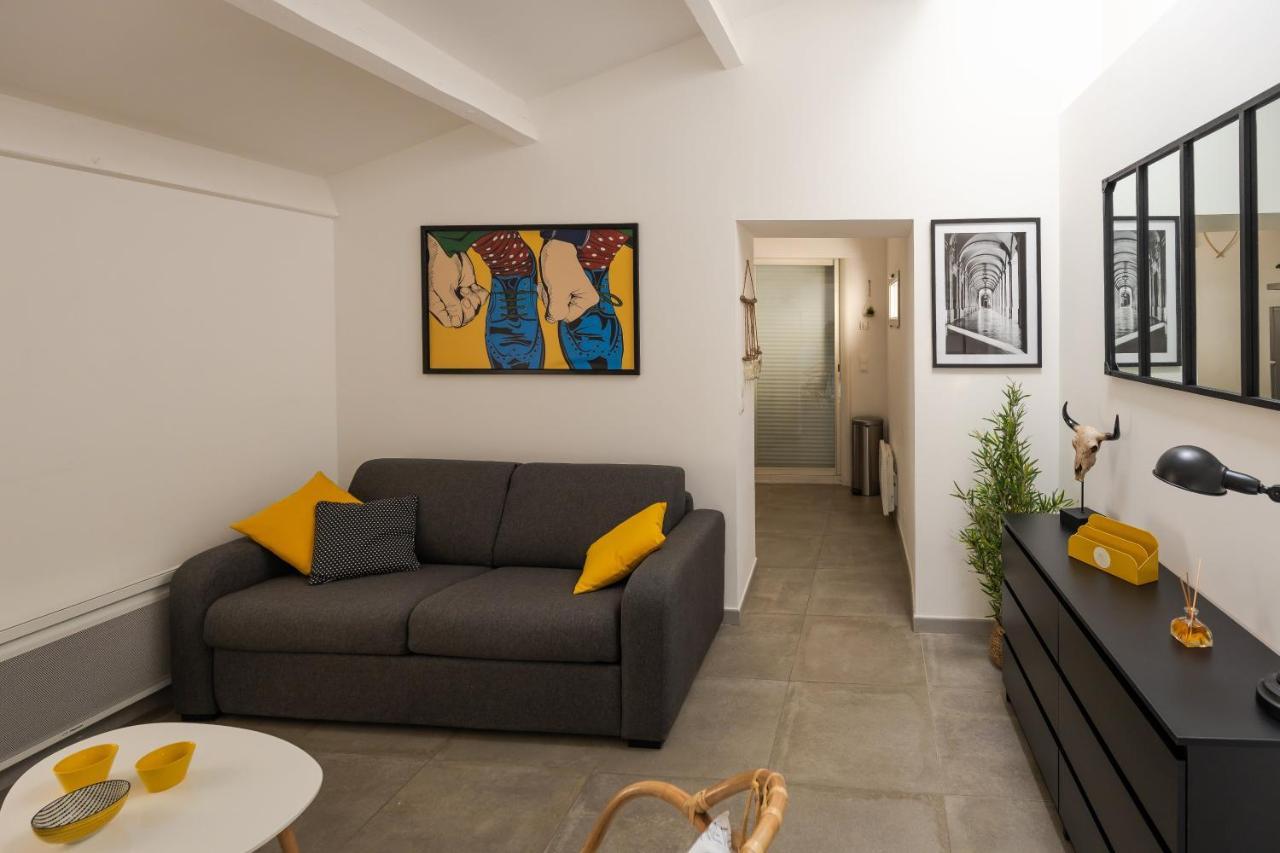 Appartement Terrasse climatisé calme en centre-ville LʼIsle-sur-la-Sorgue Extérieur photo